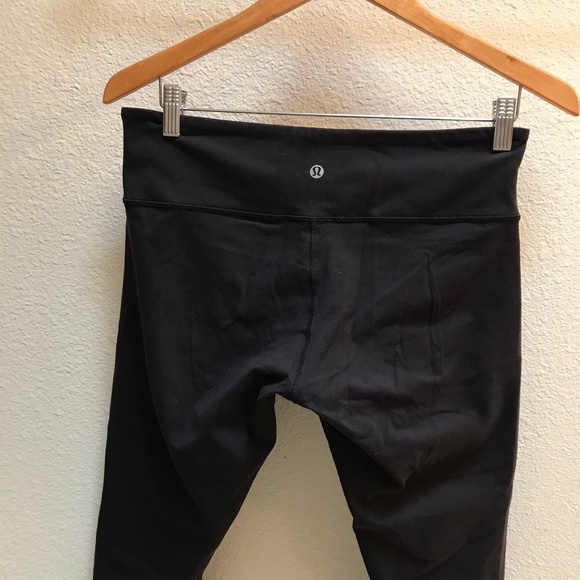 Lululemon Wunder Under III Crop. Black Size 10. Mid-rise. NWT - Picture 8 of 10